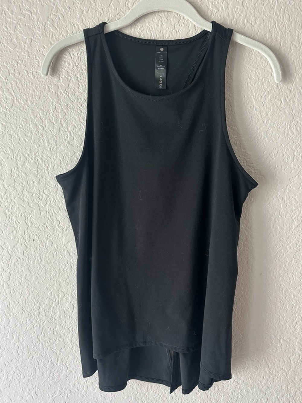 Yogalicious Black Racerback Tank Medium | Flowy Open Back Athleisure Workout Top